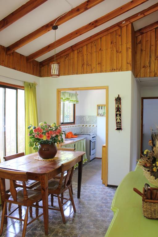 Alojamiento Rural Casa Quinta Peumayen 伊斯拉德迈波 外观 照片